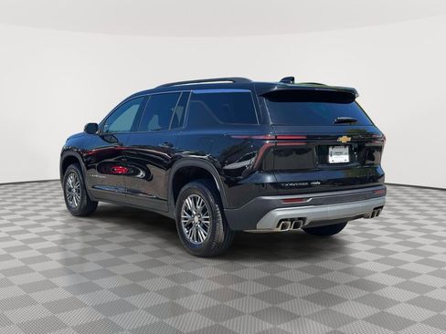Used 2026 Chevrolet Traverse LT AWD/4WD image 5