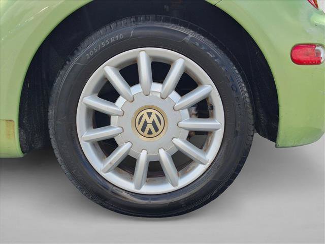 Used 2005 Volkswagen Beetle GLS FWD image 15