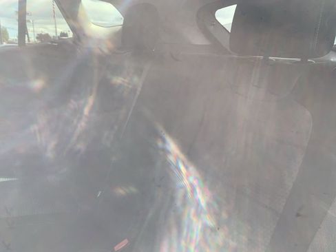 Used 2025 Chevrolet Trax LT w/ LT Convenience Package image 11