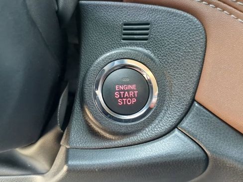 Used 2025 Subaru Outback Touring XT w/ Popular Package #2 image 30