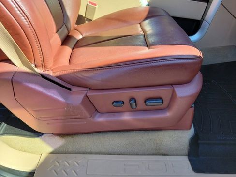 Used 2013 Ford F150 King Ranch w/ King Ranch Luxury Pkg image 7