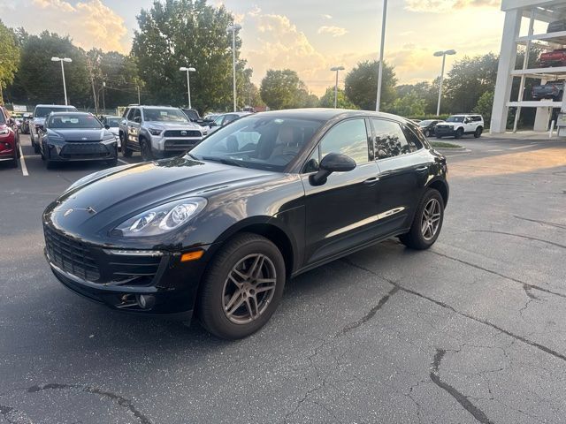 Used 2018 Porsche Macan AWD/4WD image 2