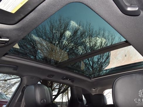 Used 2023 Porsche Cayenne image 21