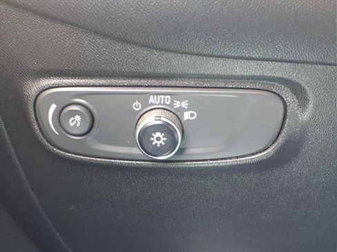 Used 2019 Chevrolet Equinox LT image 26