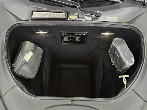 Used 2022 Ferrari F8 Tributo image 43