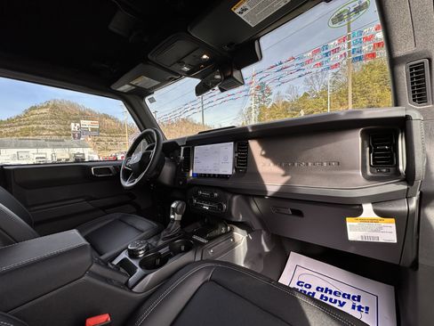 New 2025 Ford Bronco Big Bend image 24