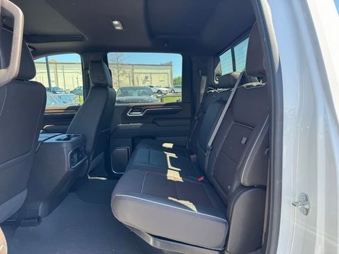 Used 2024 GMC Sierra 3500 Denali w/ Denali Reserve Package image 27