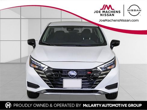 New 2025 Nissan Versa SR w/ Trunk Package image 7