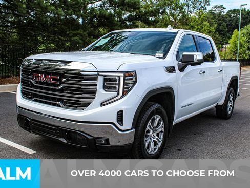 Used 2025 GMC Sierra 1500 SLT RWD image 2