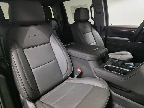 New 2026 GMC Sierra 2500 Denali w/ Technology Package AWD/4WD image 33