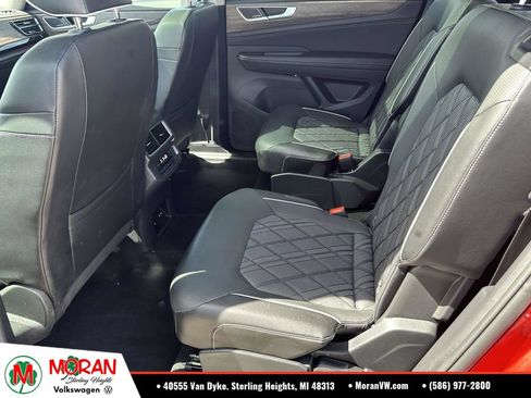 Used 2024 Volkswagen Atlas SEL Premium R-Line AWD/4WD image 13