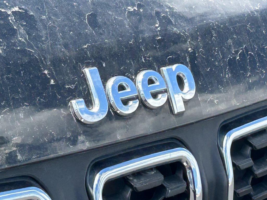Used 2024 Jeep Compass Latitude AWD/4WD image 10