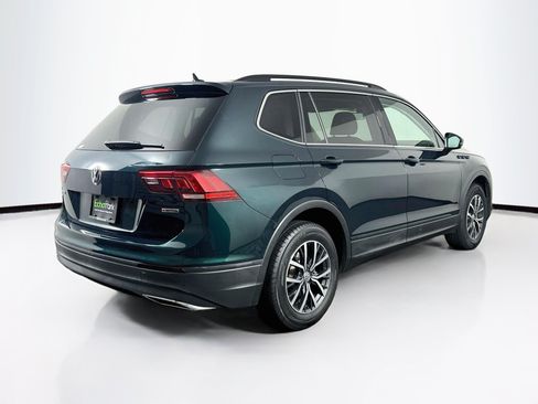 Used 2019 Volkswagen Tiguan SE w/ Panoramic Sunroof Package AWD/4WD image 9