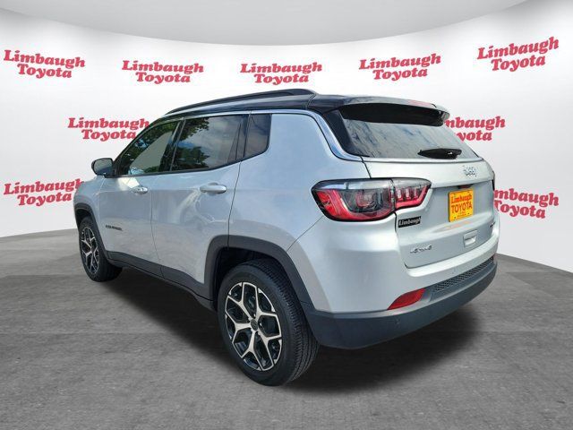 Used 2025 Jeep Compass Limited AWD/4WD image 24
