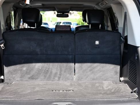Used 2022 Nissan Armada SL w/ Captain's Chairs Package AWD/4WD image 23
