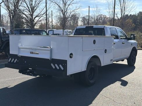 New 2026 RAM 3500 Tradesman AWD/4WD image 11