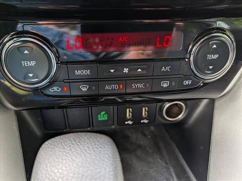 Used 2024 Mitsubishi Eclipse Cross SE AWD/4WD image 35