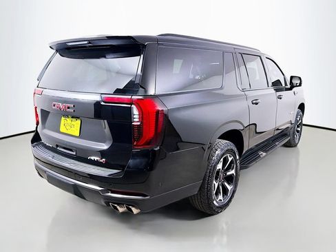 Used 2025 GMC Yukon XL AT4 w/ Premium Trailering Package AWD/4WD image 6