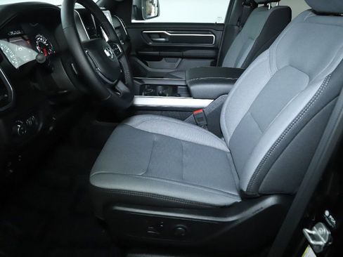 Used 2025 RAM 1500 Big Horn AWD/4WD image 18
