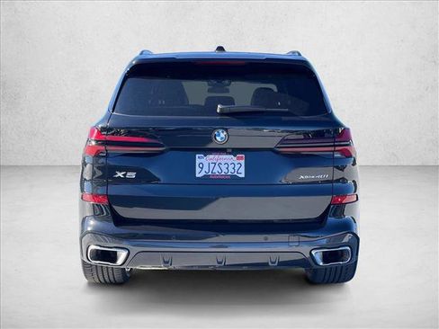 Used 2024 BMW X5 xDrive40i w/ M Sport Package image 7
