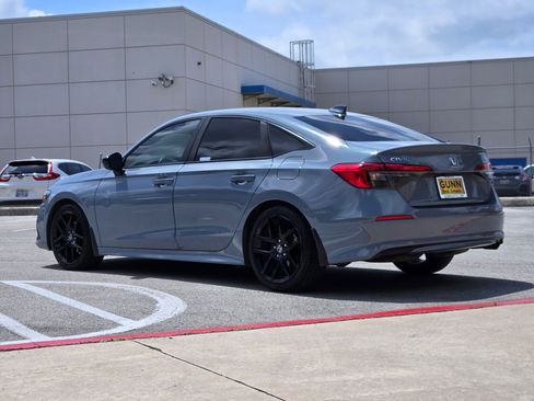 Used 2022 Honda Civic Sport image 5