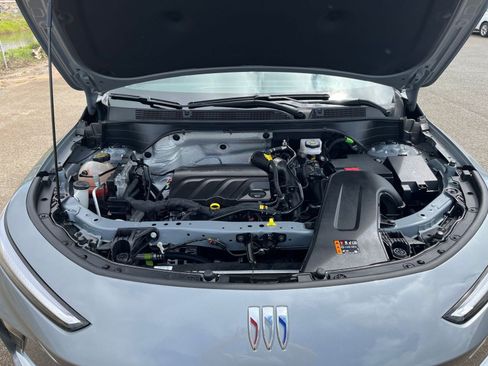 Used 2025 Buick Envista Sport Touring image 31