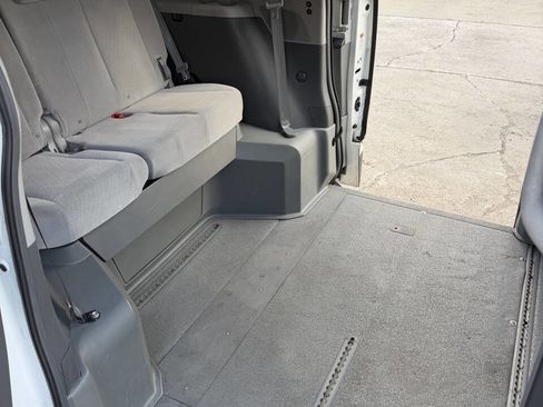 Used 2017 Toyota Sienna LE image 14