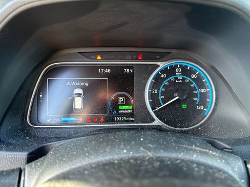 Used 2024 Nissan Leaf S FWD image 5