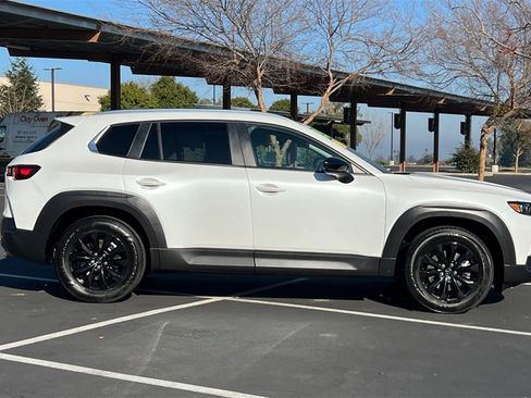 Used 2025 MAZDA CX-50 AWD 2.5 S w/ Preferred Package image 8