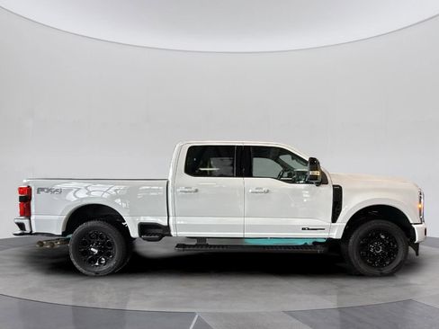 Certified 2025 Ford F250 Lariat w/ Lariat Ultimate Package image 8