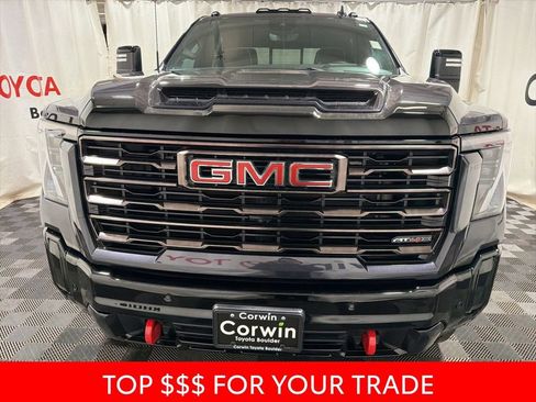 Used 2025 GMC Sierra 2500 AT4X AWD/4WD image 2