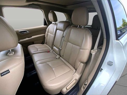 Used 2016 Nissan Pathfinder SL w/ SL Premium Package AWD/4WD image 20