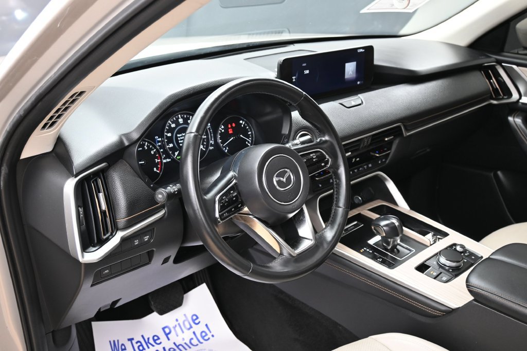 Used 2024 MAZDA CX-90 3.3 Turbo w/ Preferred Package AWD/4WD image 19