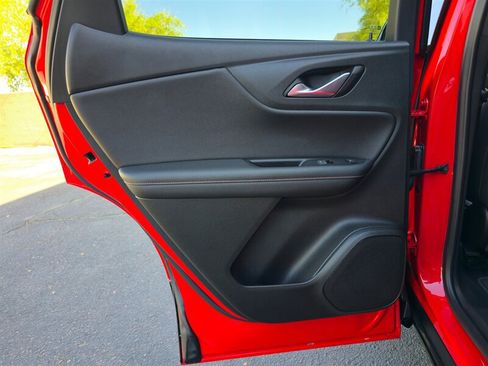 Used 2022 Chevrolet Blazer RS w/ Enhanced Convenience Package FWD image 25
