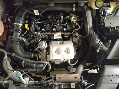 Used 2021 Ford EcoSport SE image 30