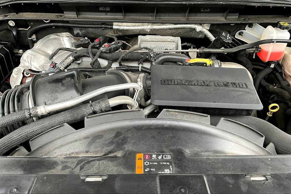 Used 2023 Chevrolet Silverado 3500 LT AWD/4WD image 26