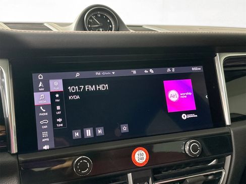 Certified 2025 Porsche Macan image 26