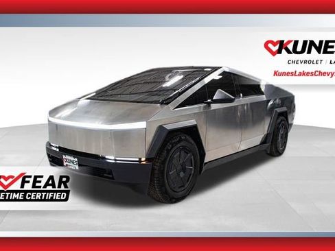 Used 2025 Tesla Cybertruck AWD Crew Cab image 1