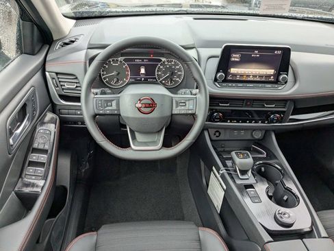 New 2026 Nissan Rogue SV image 18