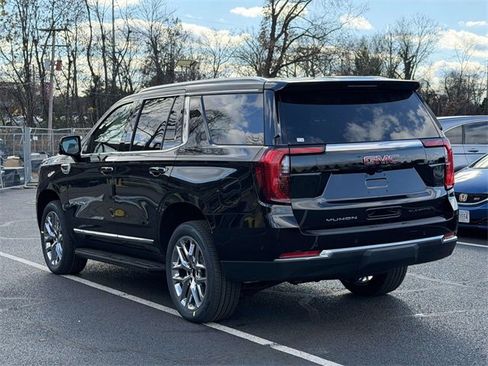 New 2026 GMC Yukon Elevation image 3