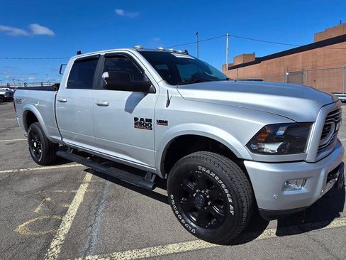 Used 2018 RAM 2500 Big Horn w/ Sport Appearance Group AWD/4WD image 2