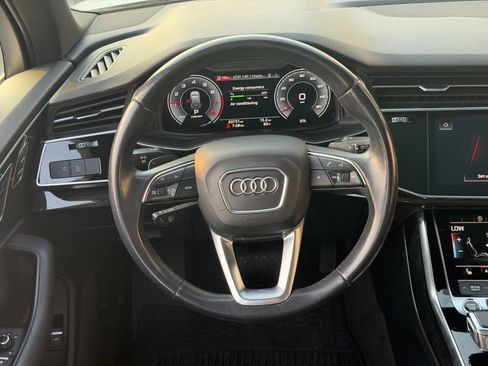 Used 2021 Audi Q7 3.0T Premium AWD/4WD image 8