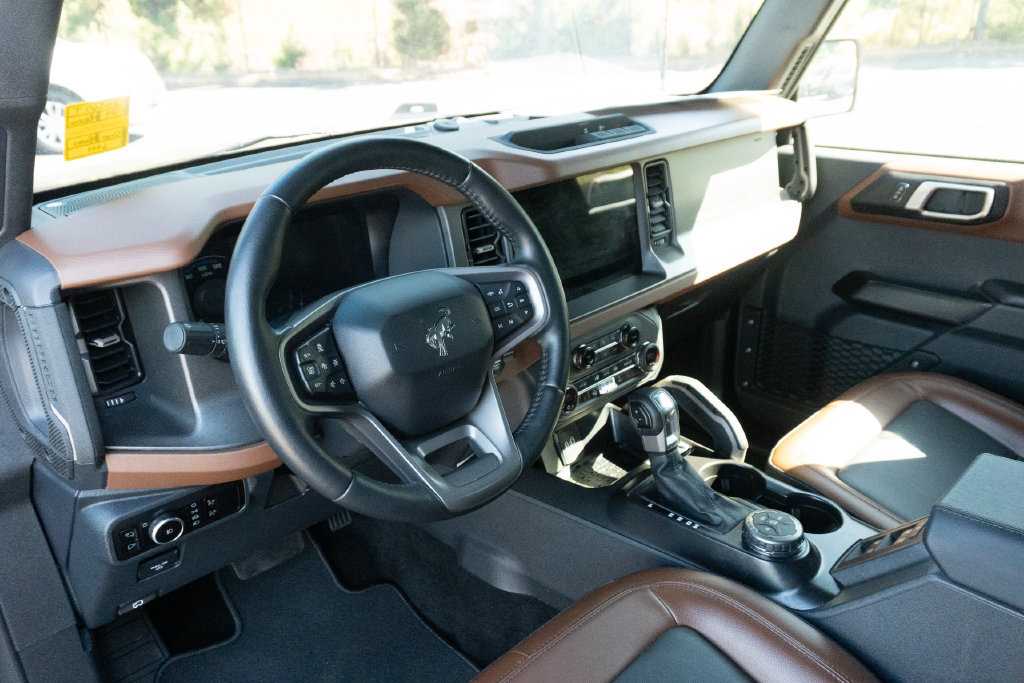 Used 2024 Ford Bronco Outer Banks AWD/4WD image 18