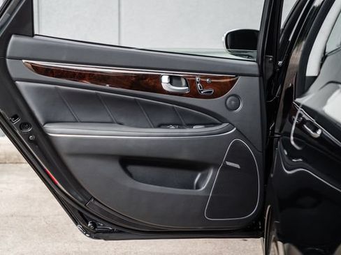 Used 2012 Hyundai Equus Signature RWD image 73