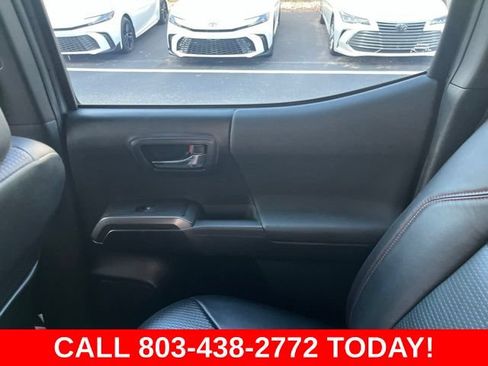 Used 2017 Toyota Tacoma TRD Pro AWD/4WD image 13