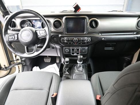 Used 2020 Jeep Gladiator Sport w/ Quick Order Package 24S image 19