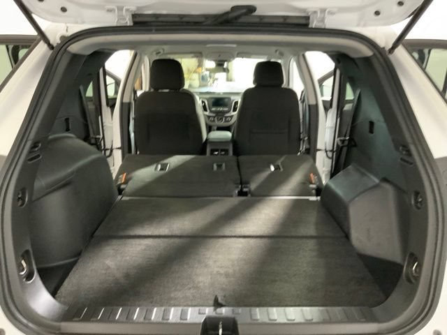 Used 2023 Chevrolet Equinox LS w/ LS Convenience Package FWD image 34