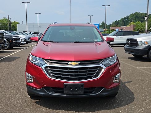 Used 2021 Chevrolet Equinox LT FWD image 2