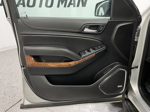 Used 2018 Chevrolet Tahoe Premier image 16