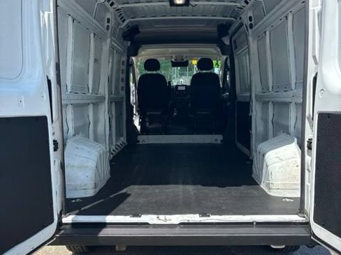 Used 2023 RAM ProMaster 2500 FWD image 14